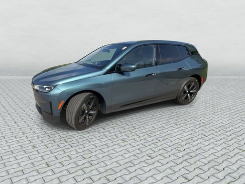 Used 2024 BMW iX xDrive50 w/ Convenience Package AWD/4WD image 5