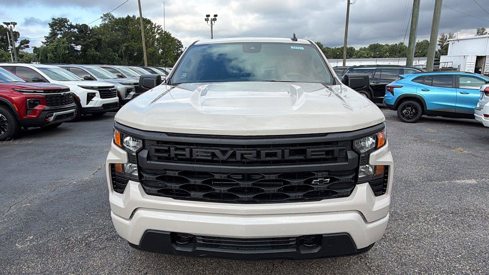 New 2026 Chevrolet Silverado 1500 Custom w/ Turbomax Blackout Package RWD image 2