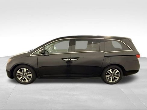 Used 2016 Honda Odyssey Touring image 4