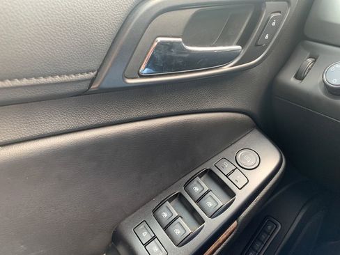 Used 2018 Chevrolet Tahoe LT AWD/4WD image 24