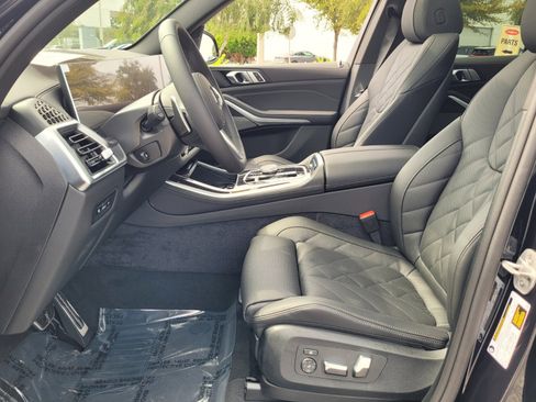 Used 2026 BMW X5 sDrive40i w/ M Sport Package image 10
