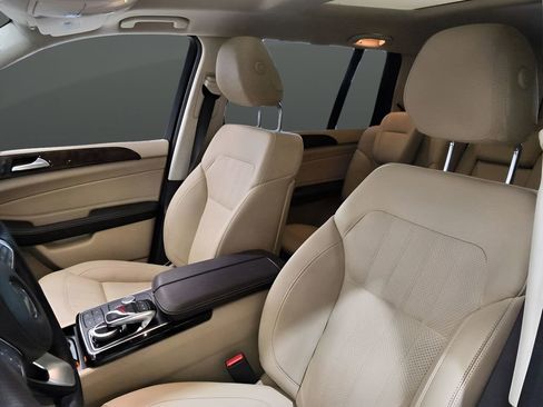 Used 2019 Mercedes-Benz GLS 450 4MATIC w/ Premium 1 Package image 18