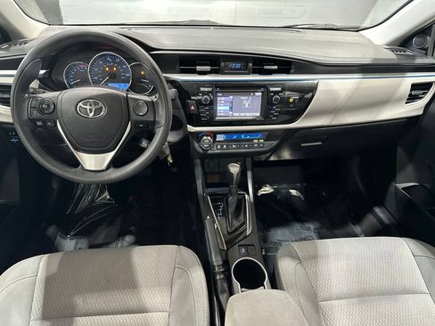 Used 2014 Toyota Corolla LE FWD image 7
