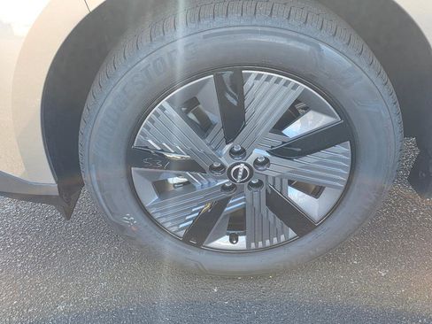 New 2025 Nissan Murano SL image 9