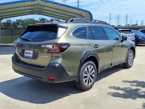 New 2025 Subaru Outback Premium image 13