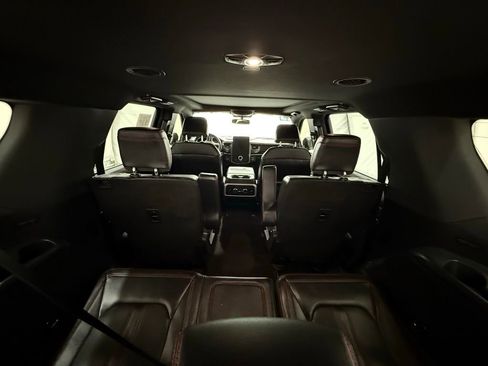 Used 2023 Ford Expedition Max Limited image 34