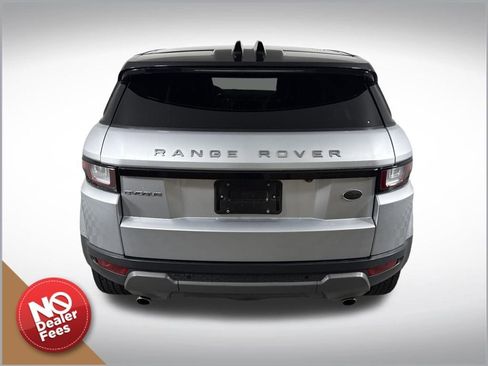 Used 2019 Land Rover Range Rover Evoque SE Premium image 4