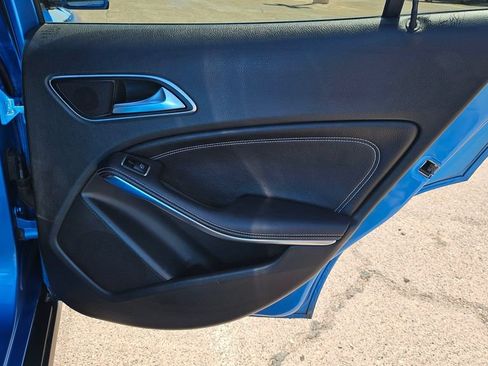 Used 2016 Mercedes-Benz GLA 250 image 21
