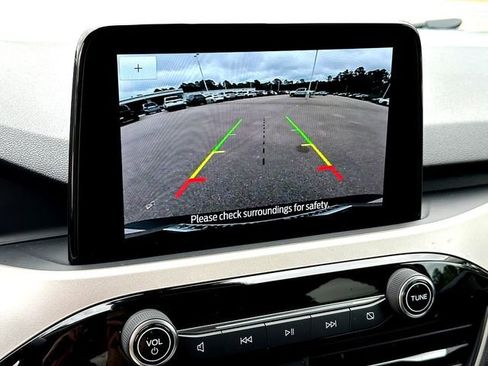 Used 2022 Ford Escape SE FWD image 15