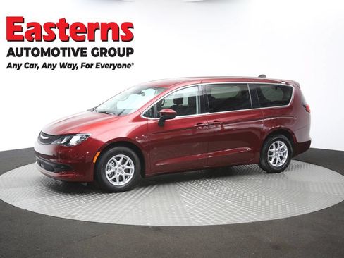 Used 2023 Chrysler Voyager LX FWD image 57