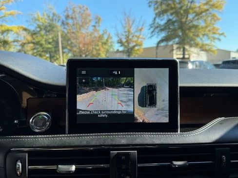 Used 2022 Lincoln Corsair Reserve w/ Equipment Group 201A image 10