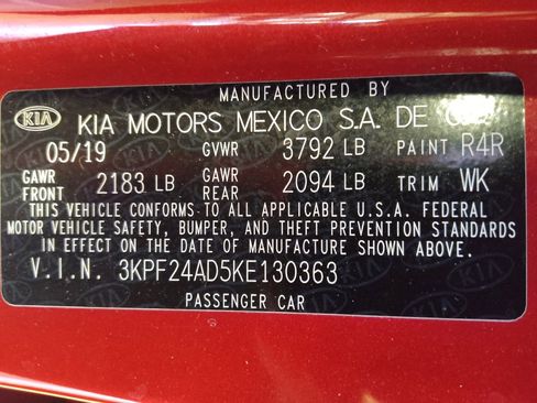Used 2019 Kia Forte LXS FWD image 33