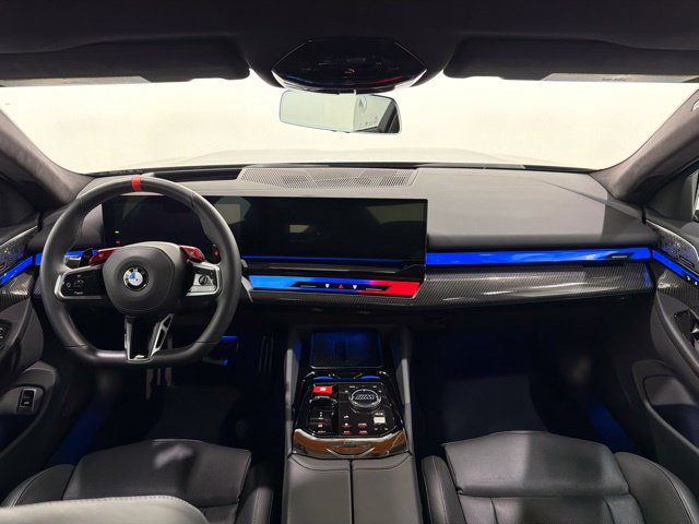 Used 2026 BMW M5 w/ Carbon Package AWD/4WD image 28