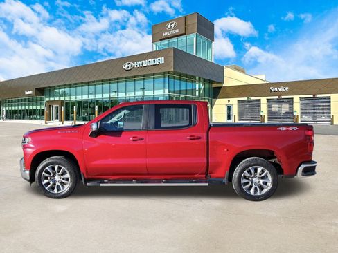 Used 2022 Chevrolet Silverado 1500 LT image 9