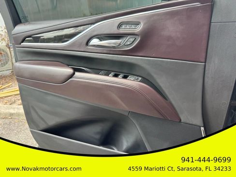 Used 2022 Cadillac Escalade Sport Platinum image 33