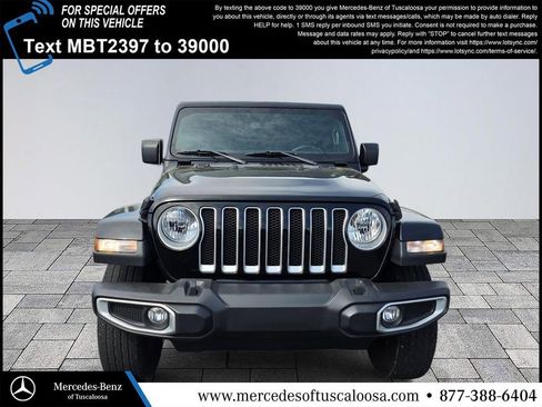 Used 2022 Jeep Wrangler Unlimited Sahara AWD/4WD image 2