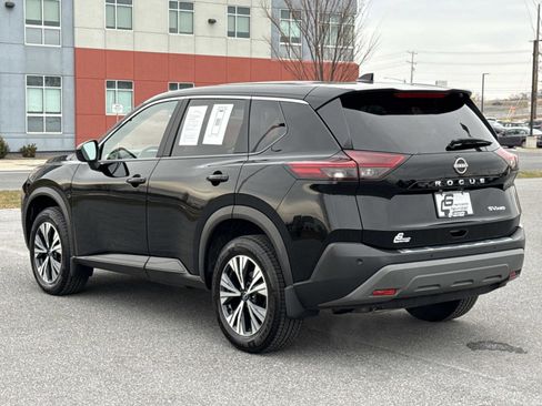 Used 2023 Nissan Rogue SV image 26