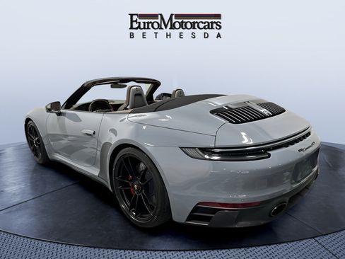 Used 2023 Porsche 911 Carrera GTS RWD image 9