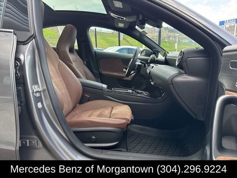 Used 2025 Mercedes-Benz CLA 250 4MATIC image 24