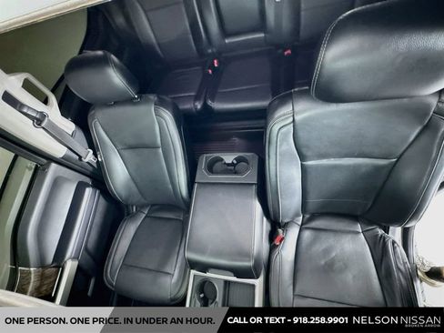 Used 2017 Ford F450 Lariat w/ Lariat Ultimate Package AWD/4WD image 22