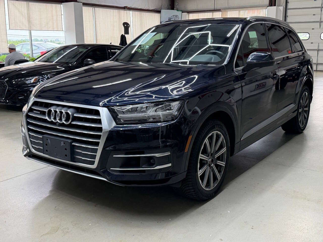 Used 2018 Audi Q7 3.0T Premium Plus w/ Premium Plus Package AWD/4WD image 5