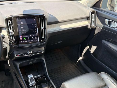 Used 2023 Volvo XC40 B5 Plus w/ Driver Assist Package AWD/4WD image 25