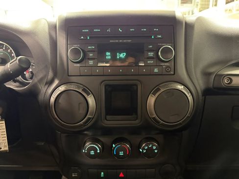 Used 2012 Jeep Wrangler Sport image 30