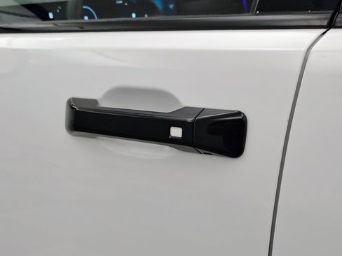 Used 2025 Hyundai Santa Fe Calligraphy AWD/4WD image 23