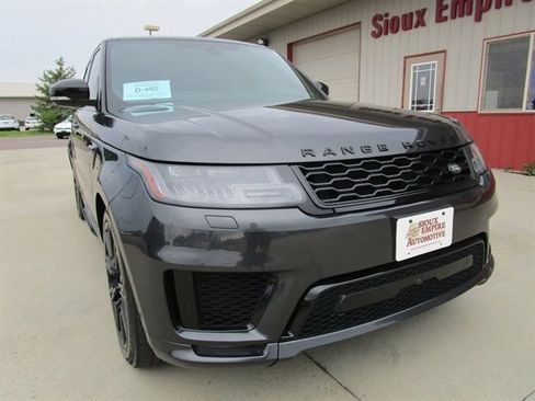 Used 2018 Land Rover Range Rover Sport Supercharged AWD/4WD image 3
