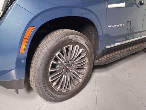 New 2026 GMC Yukon Elevation w/ Elevation Premium Package AWD/4WD image 9