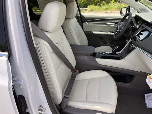 New 2026 Cadillac XT5 Premium Luxury image 23