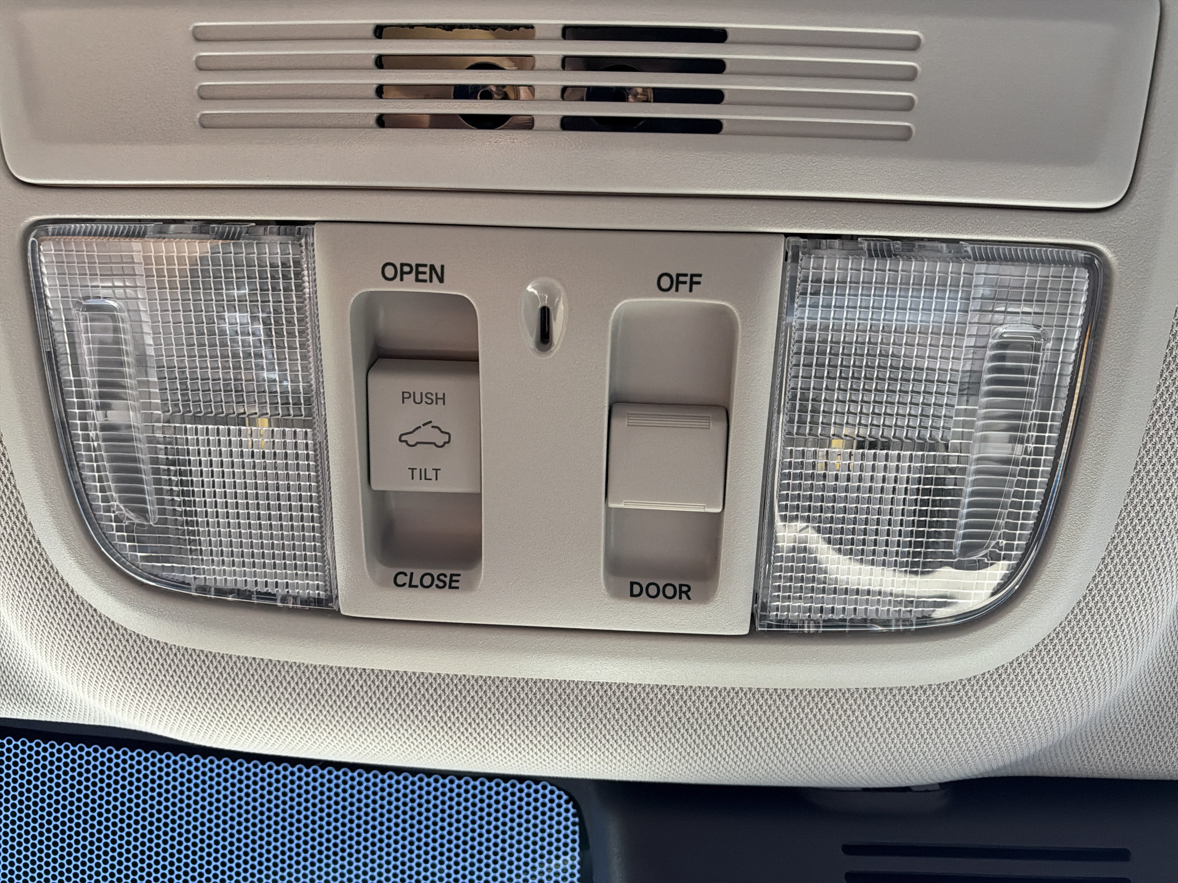Used 2021 Honda Accord EX image 32