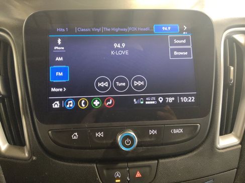 Used 2022 Chevrolet Malibu LT FWD image 25