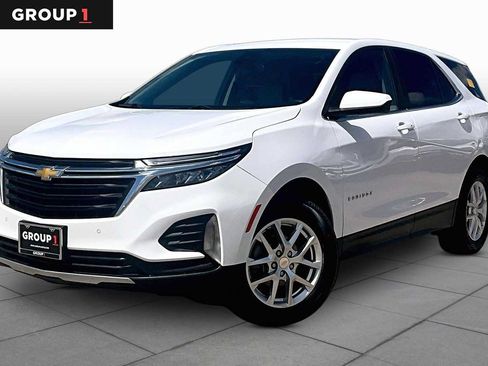 Used 2023 Chevrolet Equinox LT w/ Driver Convenience Package AWD/4WD image 1