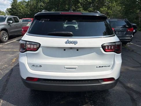 Used 2024 Jeep Compass Limited AWD/4WD image 4