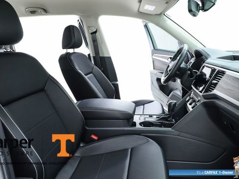 Used 2023 Volkswagen Atlas SE w/ Black Wheel Package FWD image 75