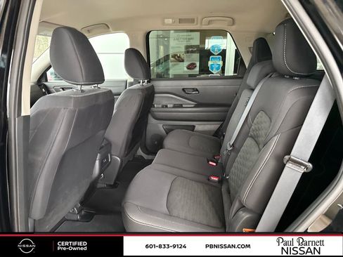 Certified 2023 Nissan Pathfinder S image 31