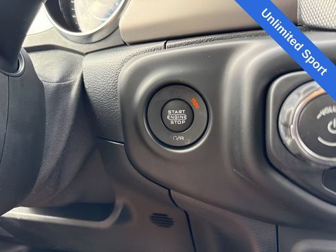 Used 2021 Jeep Wrangler Unlimited Sport AWD/4WD image 18