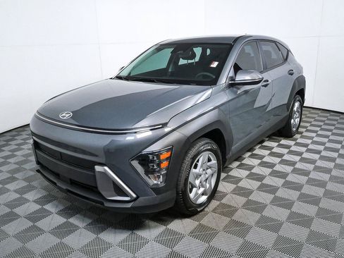 Used 2025 Hyundai Kona SE FWD image 29