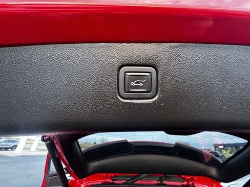 Used 2024 Chevrolet Blazer LT w/ Convenience Package image 9