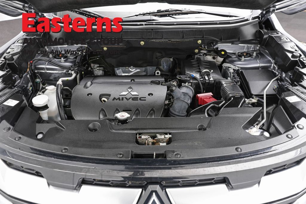 Used 2022 Mitsubishi Outlander Sport SE FWD image 9
