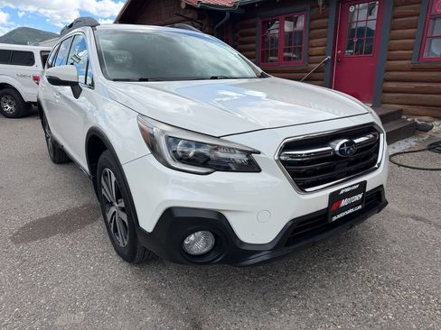 Used 2018 Subaru Outback 2.5i Limited AWD/4WD image 2