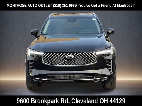 New 2026 Volvo XC90 B6 Plus w/ Protection Package Premier image 8