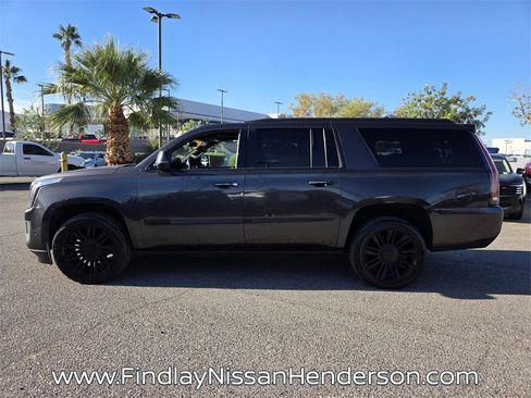 Used 2017 Cadillac Escalade ESV Platinum image 3