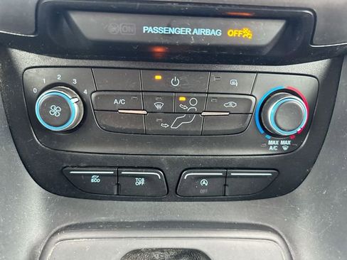 Used 2022 Ford Transit Connect XL image 18