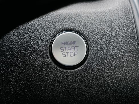 Certified 2023 Kia Sorento SX image 29