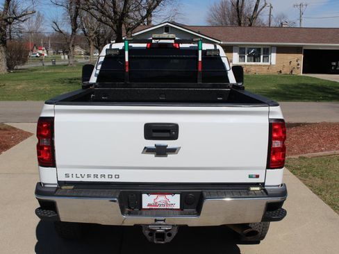 Used 2016 Chevrolet Silverado 2500 W/T image 9