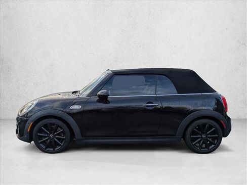 Used 2018 MINI Cooper S image 9