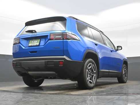 New 2026 Jeep Cherokee Laredo image 15