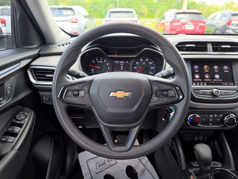 Certified 2021 Chevrolet TrailBlazer LS FWD image 18